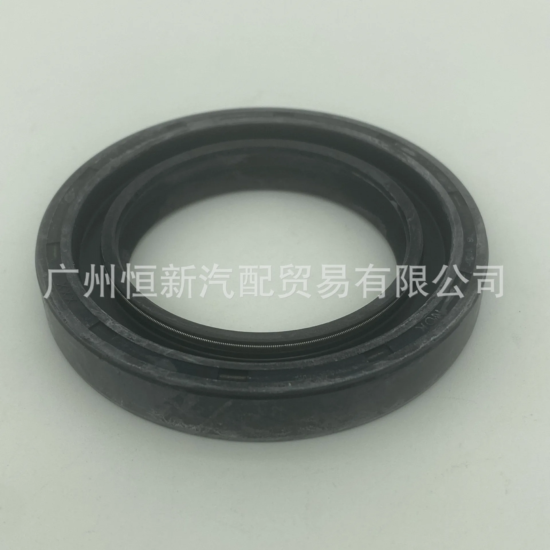 New Transfer Case Oil Seal Ring For T-oyotaa Landcruiserr HJ60 4.0LDSL (90316-48003NG)