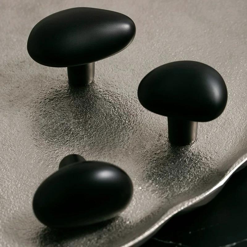 Solid Brass Cabinet Pull Retro Bronze European Minimalist Irregular Knob for Wardrobe Kitchen Drawer Cupboard Furniture Hardware