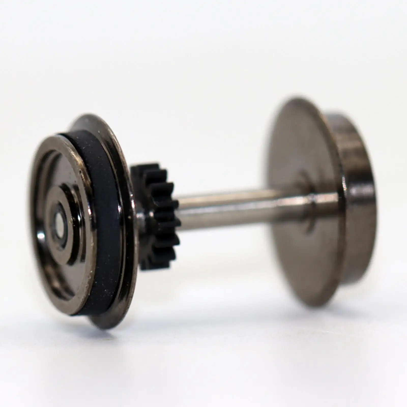 2 Pieces Metal DC Wheels Replacement HO Train Parts HO Train Model Wheels Gear Train Wheel Set for 1/87 Model Train Accessories