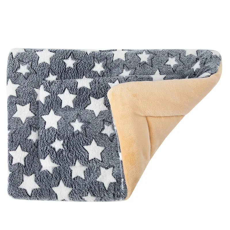 Hot Sale Puppy Dog Cat Fleece Blankets Cushion Pet Sleep Mat Pad Bed Cover Soft Warm Blanket For Animals