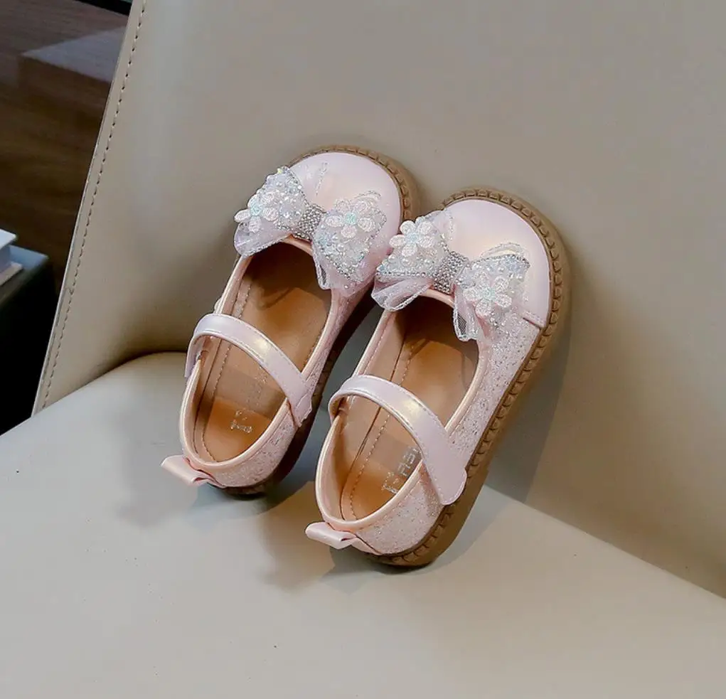 Chaussures en cuir de style coréen pour filles, chaussures de princesse avec biscuits peu profonds, chaussures plates pour enfants en bas âge, robe de danse pour enfants, nouvelle mode