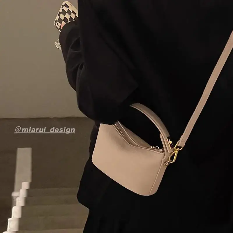 New Casual Women's Bag Fashion Unique Personality Wide Shoulder Strap Crossbody Simple Versatile Texture Ladies Handbag 2023