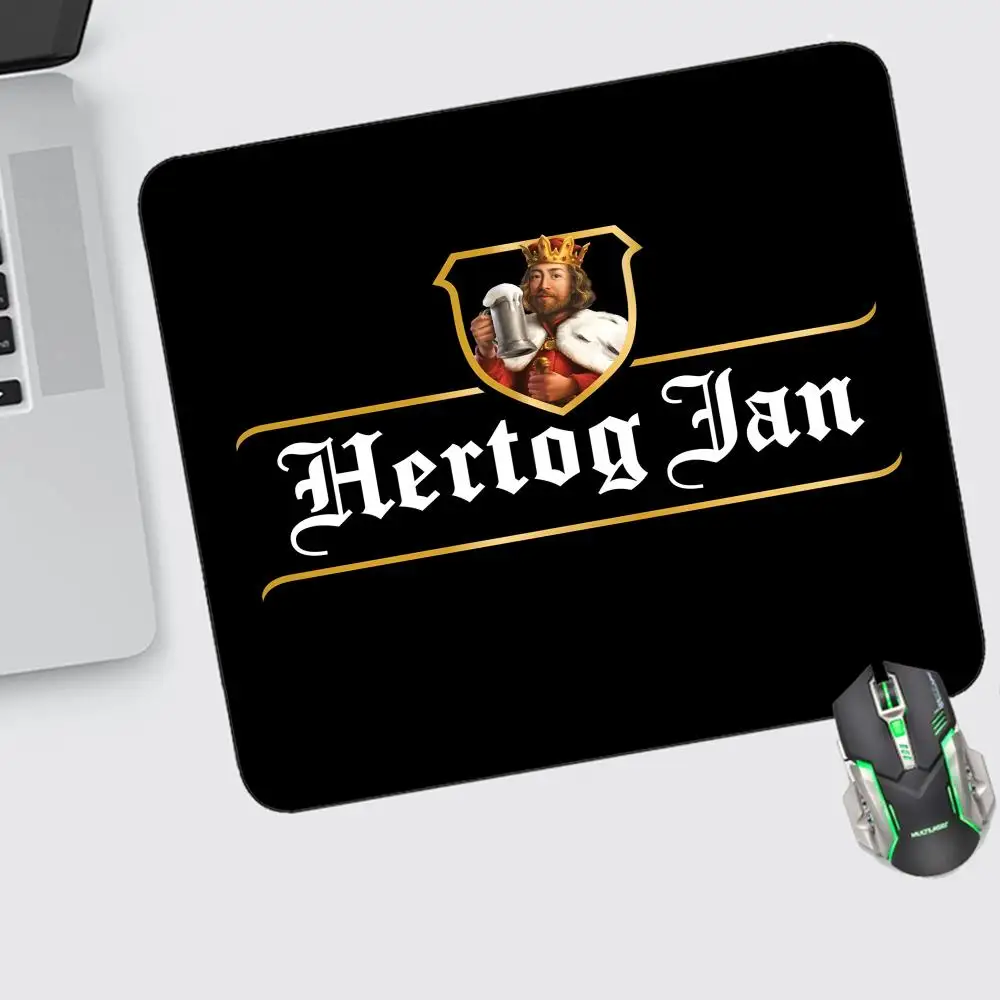 

H-Hertog J-Jan Mouse Pad Small Gaming Accessories Keyboard Computer Offices Desk Mat Pc Gamer Non-slip Rubber Mousepad