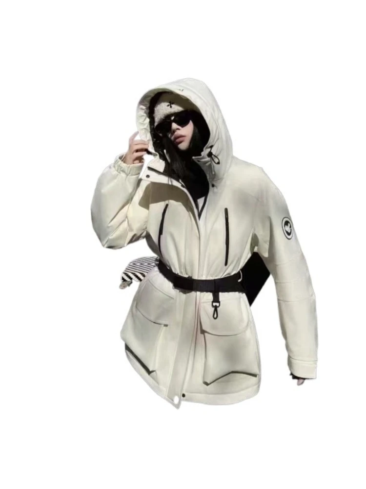 벨트가있는 패션 후드 패딩 자켓 여성 풀 슬리브 다운 코트 2025 가을 겨울 레이디 Thickend 따뜻한 스키 자켓