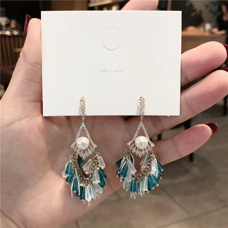 

Fashion Long Creative Crystal Fan-shaped Tassel Earrings Bohemian Beige Earrings for Women
