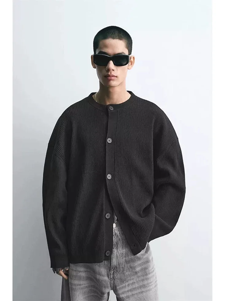 

Ретро-джемпер с длинными рукавами, вязаный, с круглым вырезом, на пуговицах, приталенный, повседневный, в американском стиле, молодежный, модный, дышащий, мягкий.