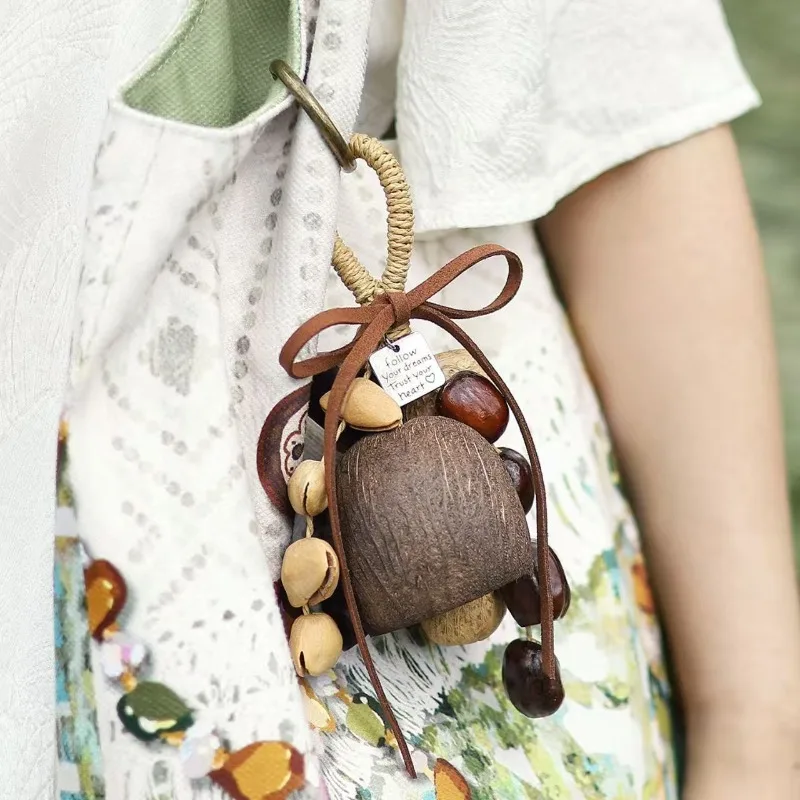 Natural Seed Pod Rattle Bell, Sound Healing Wind Chime Plant Fruit Pendant Boho Backpack  Car Rearview Mirror Hanging Ornament