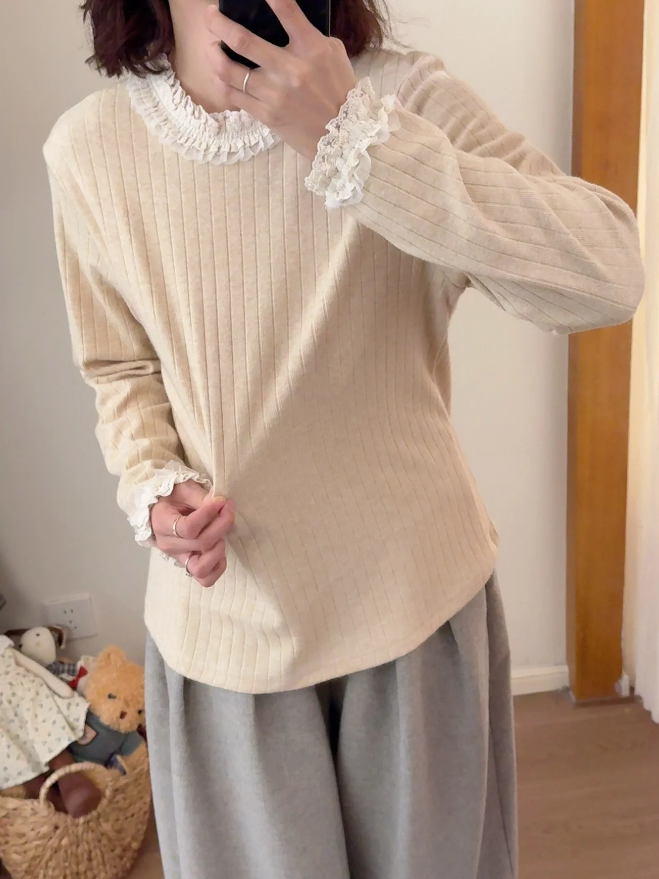 

Ретро-топ с кружевными вставками и длинными рукавами, с цветочным кружевным воротником, в японском стиле, художественный, универсальный, как нижний слой одежды.