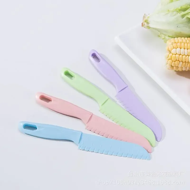 Sawtooth Cutter Plastic Fruit Knife Safe Kitchen Knife Kids Chef for Bread Lettuce Toddler Cooking Knives Children Paring Knives