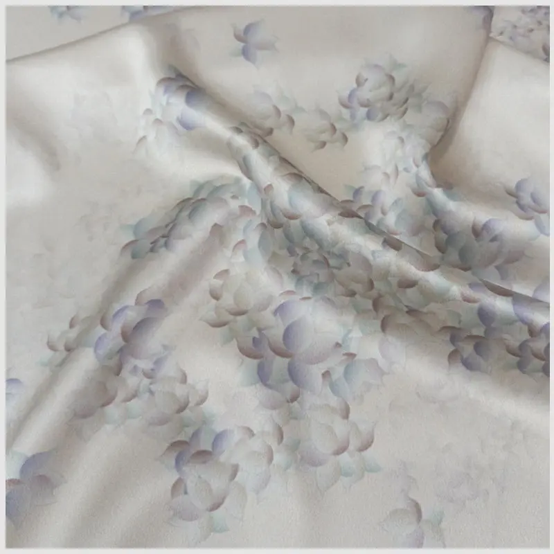 Suzhou Satin Small Purple Flower Pattern Printing Digital Inkjet Silk Fabric 25 Momme Silk Satin Cloth