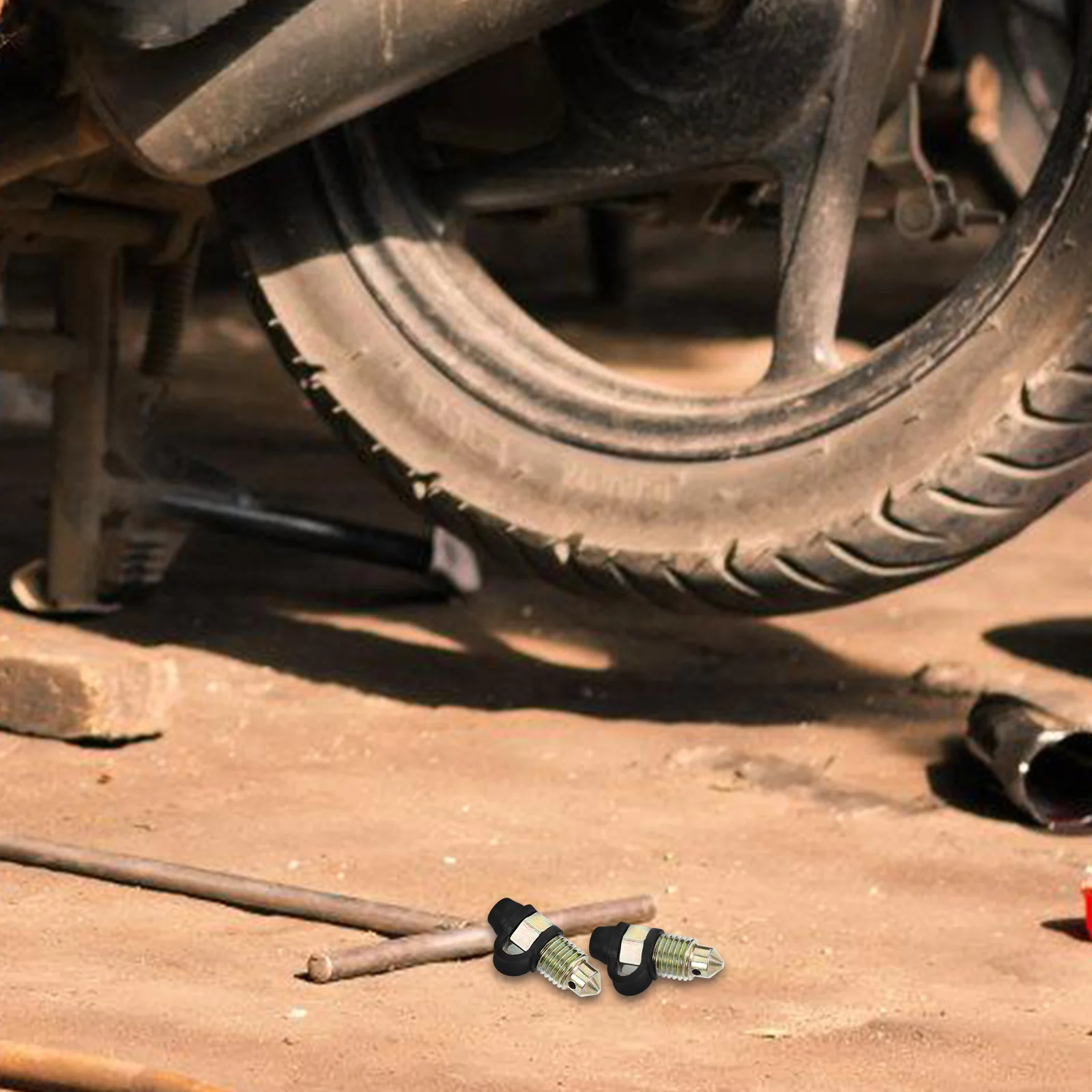 

2pcs M10 Disc Grease Caps Bleeder Screws Hollow Nipple Car Brake Bleeder Screws Caps Golden Valve Car Brake Accessories