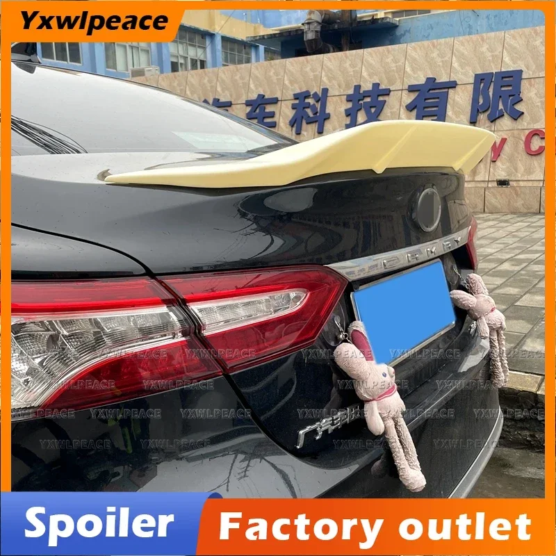 For Toyota Camry 8th Gen 2018-2023 R Style Real Carbon Fibrer/ABS Glossy Black Rear Trunk Lip Spoiler Car Accessories