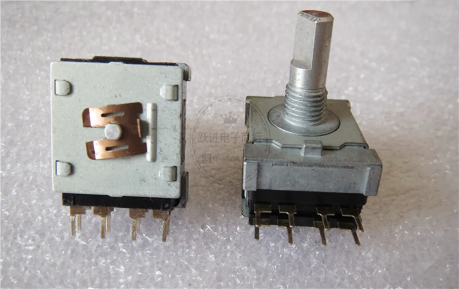 Original new 100% 20 Type 28 point positioning encoder 240 degree rotary switch handle length 15MM