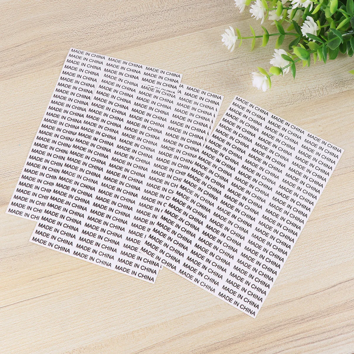 

5000Pcs Stickers White Black Self Adhesive Waterproof Package Stickers for Retail Packaging Shipping China