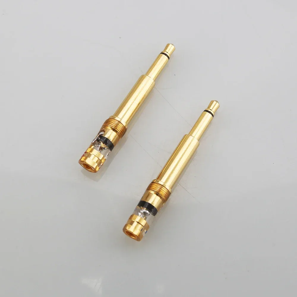 قابس سماعة رأس مطلي بالذهب MMCX أنثى إلى Meze 99 Classics NEO NOIR محول ذكر