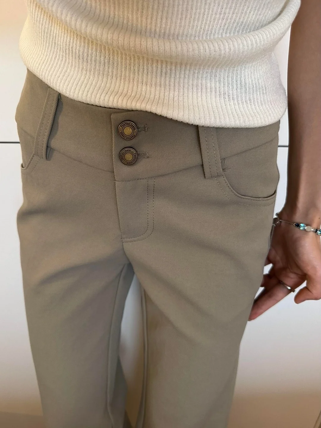 Low Waist Casual Trousers for Women Draped Floor-Length Khaki Color Wide Leg Pants Slimming Effect Casual Style Pocket Detail