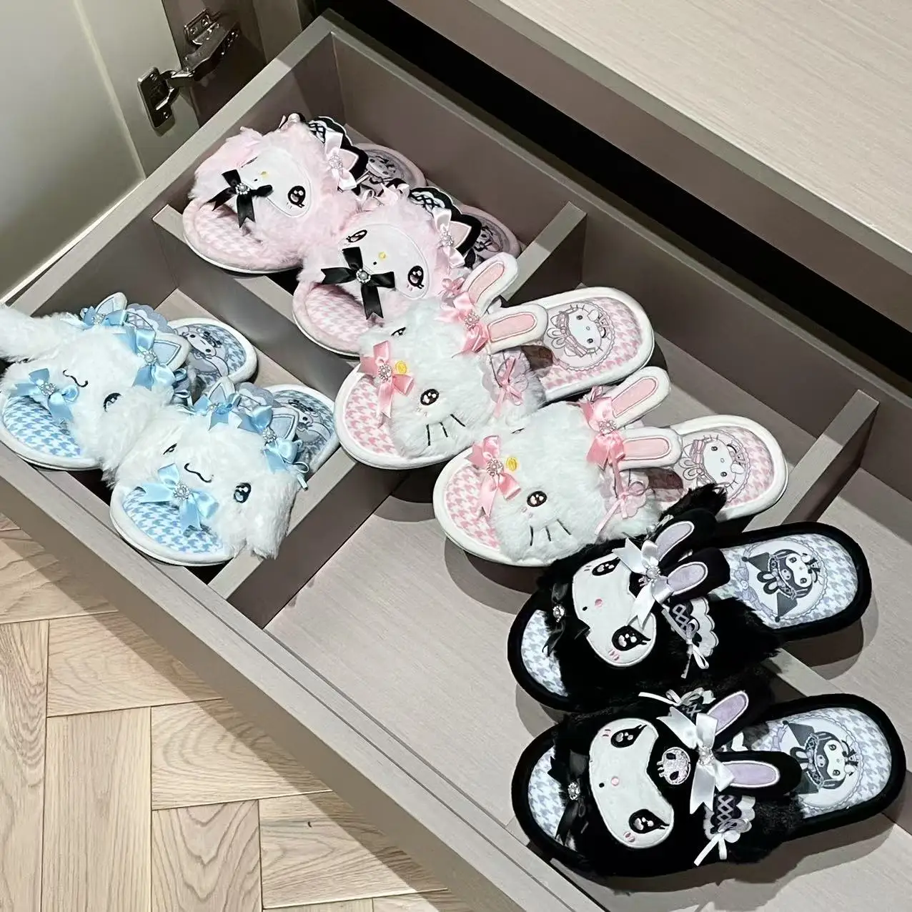 Kawaii Anime My Melody Kuromi Slippers Girl Women Hello Kitty Cinnamoroll Open Toe Indoor Shoes Flat Autumn Spring Non Slip