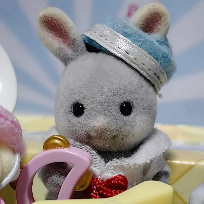 Hot Collectie Sylvanian Families Drum Muziek Concert Action Mini Figuur Pop Scène Metgezel Speelgoed Verzamel Decoratie Voor Kind Geschenken