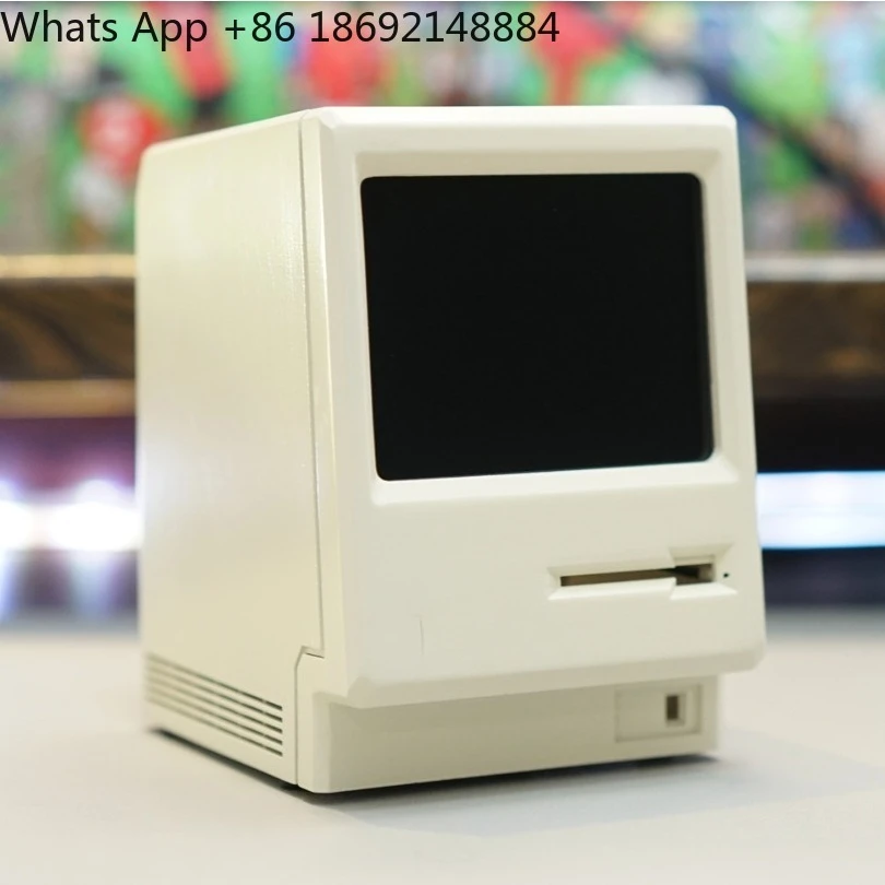 The fourth generation 128K small monitor, computer game console secondary screen, spot.
