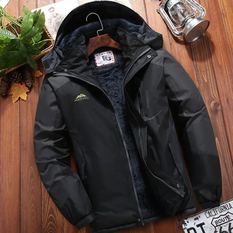 Man Padded Coat Outdoor Clothing Novelties Padding Hooded Down Jackets for Men Quilted Parkas Casual Winter 2024 High Quality