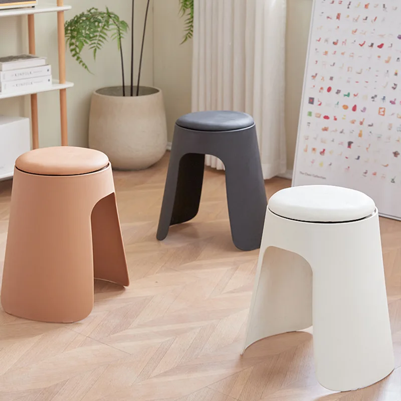 Creative plastic coffee table stool can be stacked for use in living rooms, dining rooms, thick soft bags, dining room stools
