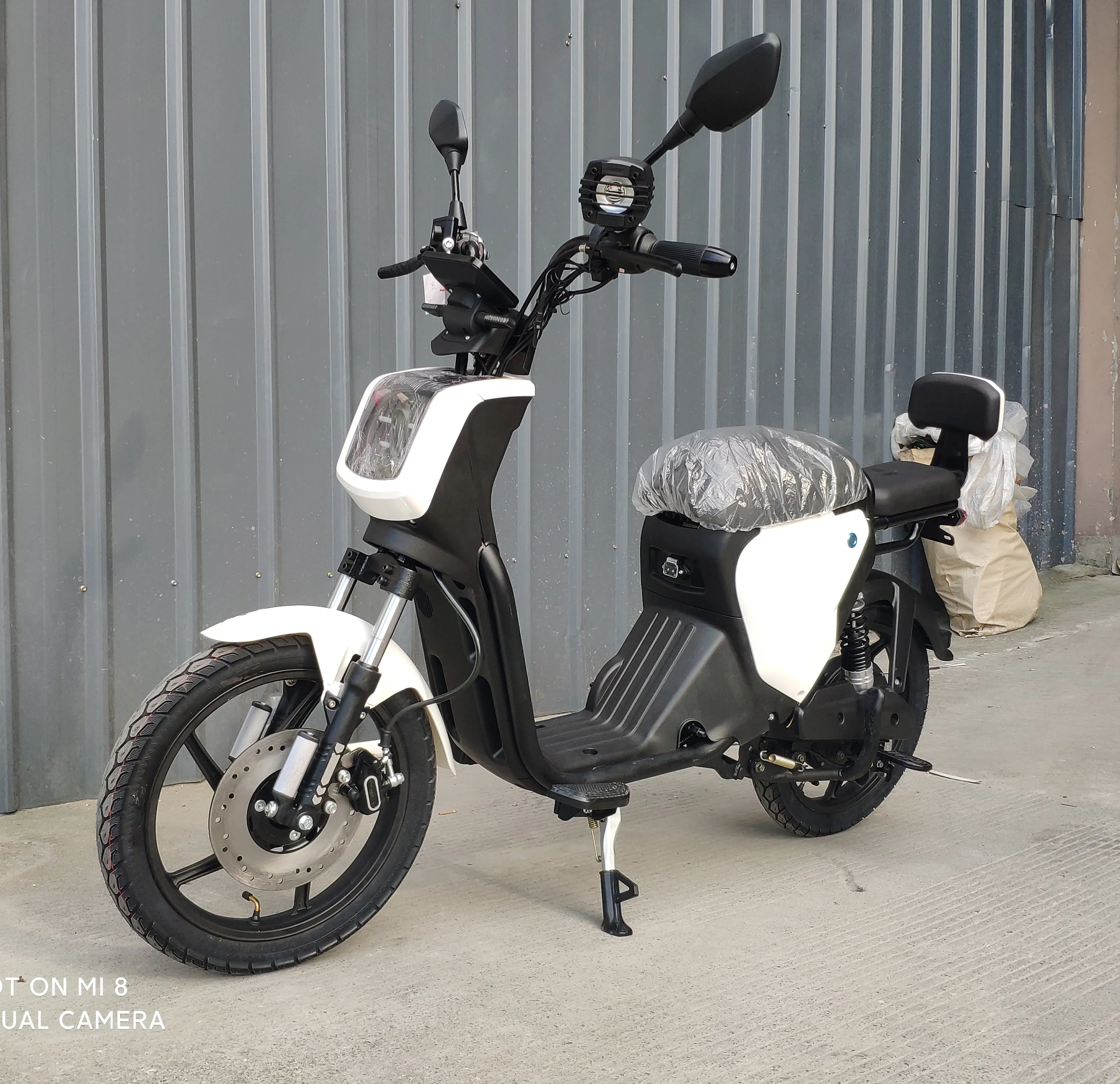 Electric Moped Scooter 48V 13ah Pedal Assist 350W/500W/800W Power 40-50km/h Speed 45-65km Range City E Bike for Adults