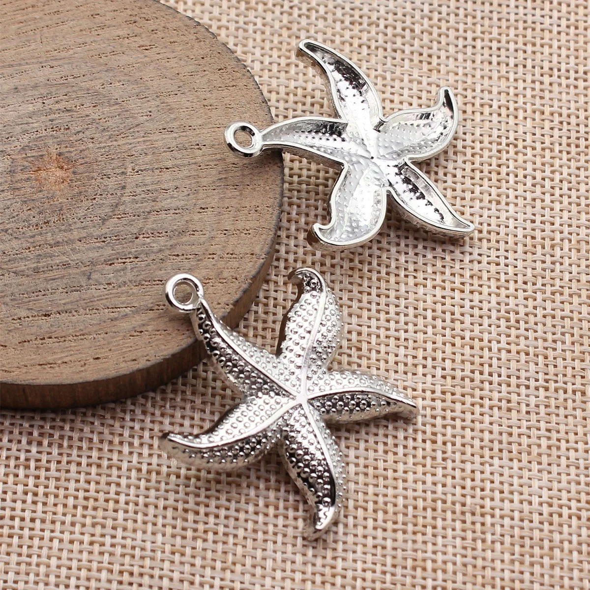 

8pcs 39x34mm(1.54x1.34inch) 3 Colors Antique Silver Color KC Gold Color Rhodium Color Starfish Charms Pendants