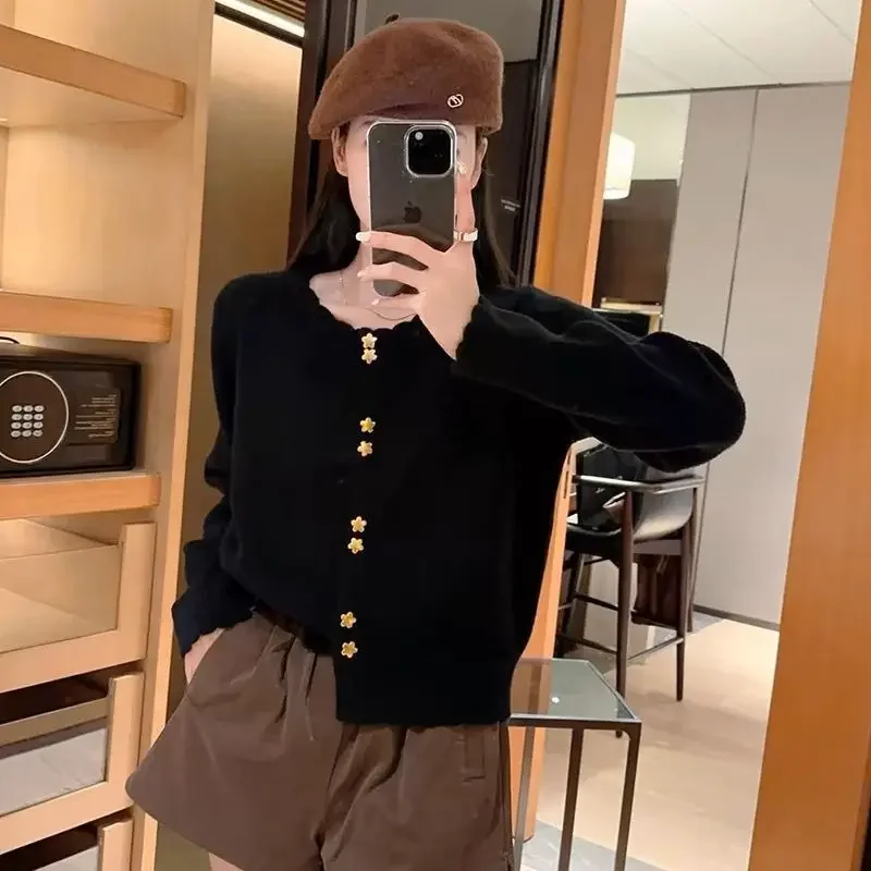 

Autumn Winter Cardigan Outerwear Crew Neck Sleeveless Top Soft Charming Fashionable Ruffle Collar Elegant Design Knitted Sweater