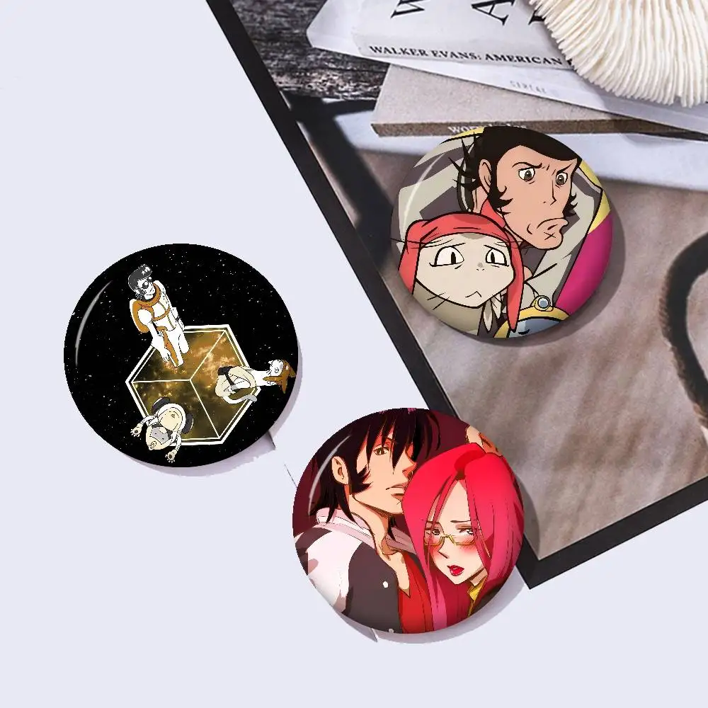 Anime Space Dandy Cute Anime Figure Icon Badge Handmade Tinplate Brooch For Backpack Clothes Chest Ornament Gifts