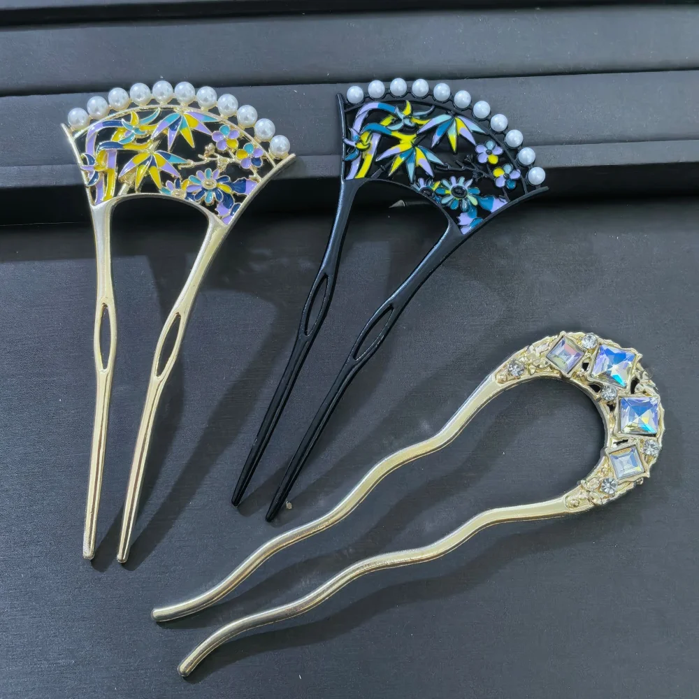 Chinese Style Metal Hair Fork Enamel Fan Hair Stick U-Shaped Hairpin Elegant Bridal Hair Accessories for Bun, Updo, Daily Wear