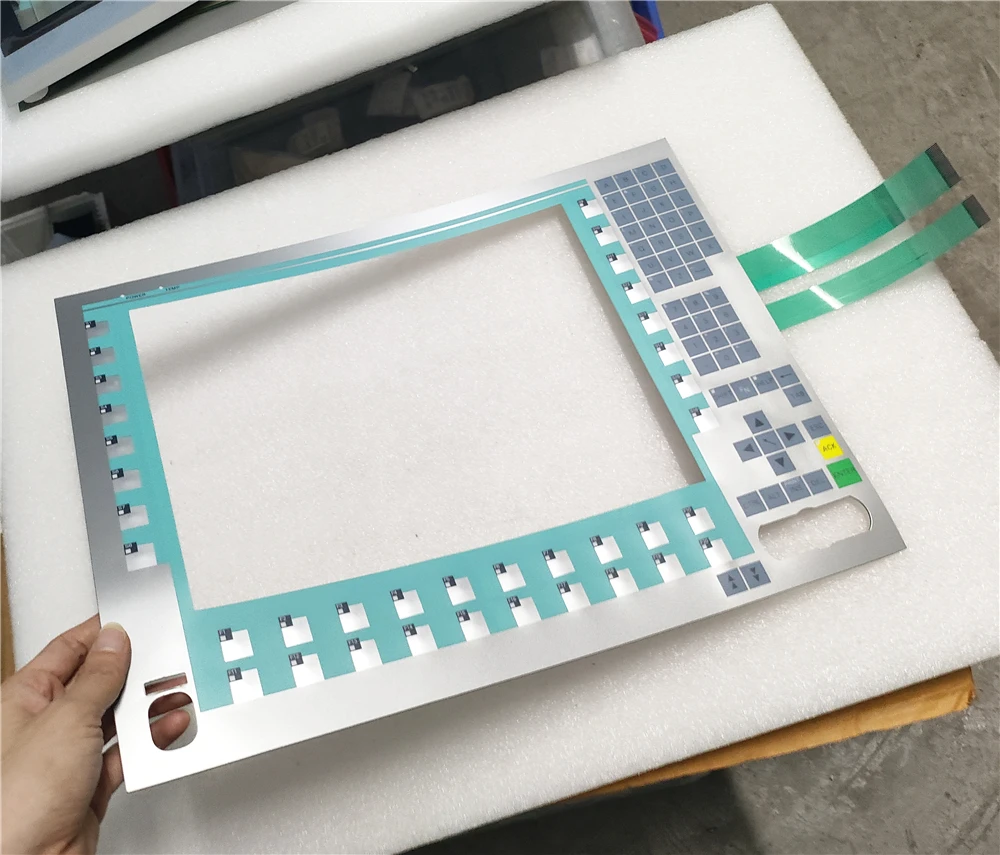 

Мембранные клавиатуры и переключатели для Panel PC677-15 (6AV7803-0BC21-2AC0) и PC677-15 (6AV7803-1BC22-2AC0)