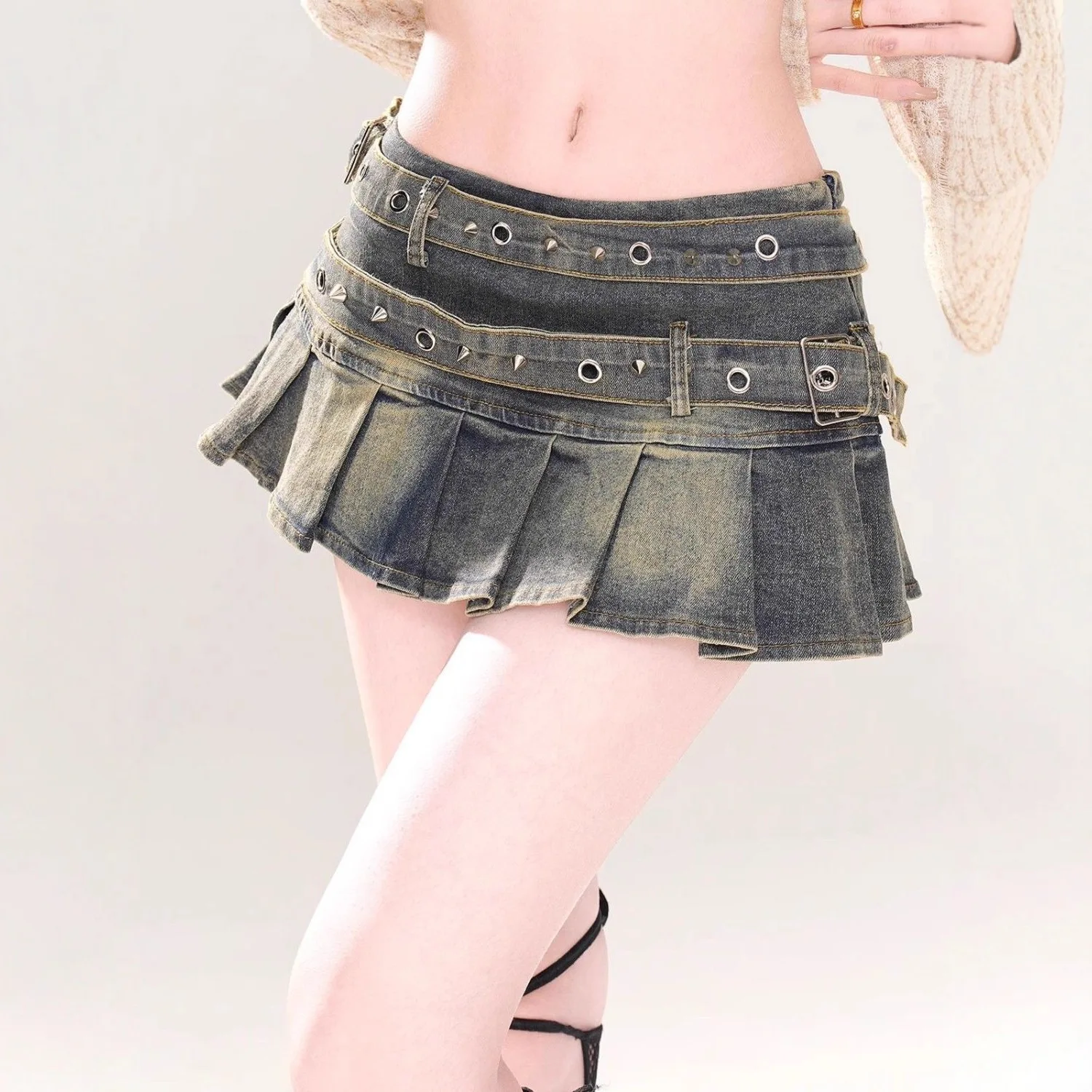 2026 Women Y2K Spicy Girl Washed Denim Skirts Rivet Belt Design High Street A Line Pleated Mini Skirt Fashion Ladies Half Skirt