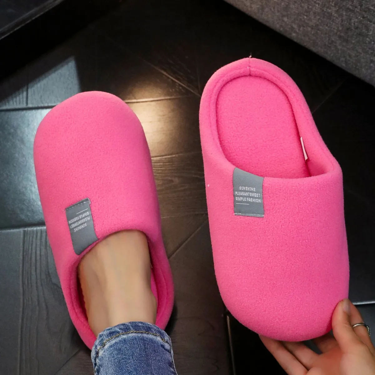 Autumn Winter Solid Slippers Women Men Household Bedroom Floor Couple Non-Slip Plush Closed Toe Design Home Flat Shoes Zapatos