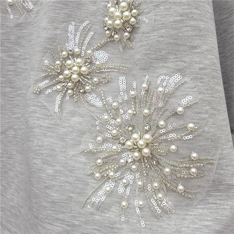 HKSH ฤดูใบไม้ร่วงฤดูหนาวใหม่เสื้อสเวตเตอร์ผู้หญิง O-คอเสื้อแขนยาวประดับด้วยลูกปัดประดับด้วยเลื่อมอเนกประสงค์ลำลองที่หรูหราเสื้อฮิต HK15604