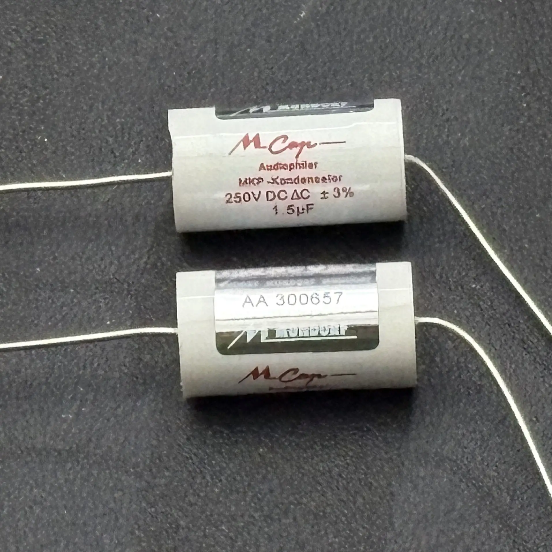 2PCS/lot Mundorf Mcap 250V 1.5UF Audiophiler MKP-Kondensator German Coupling  Free Shipping