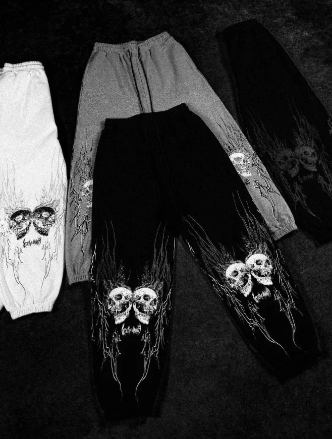 

Gothic Sweatpants Men's Casual Pants Skull Flame Pattern Loose Version Streetwear Jogger Pants
