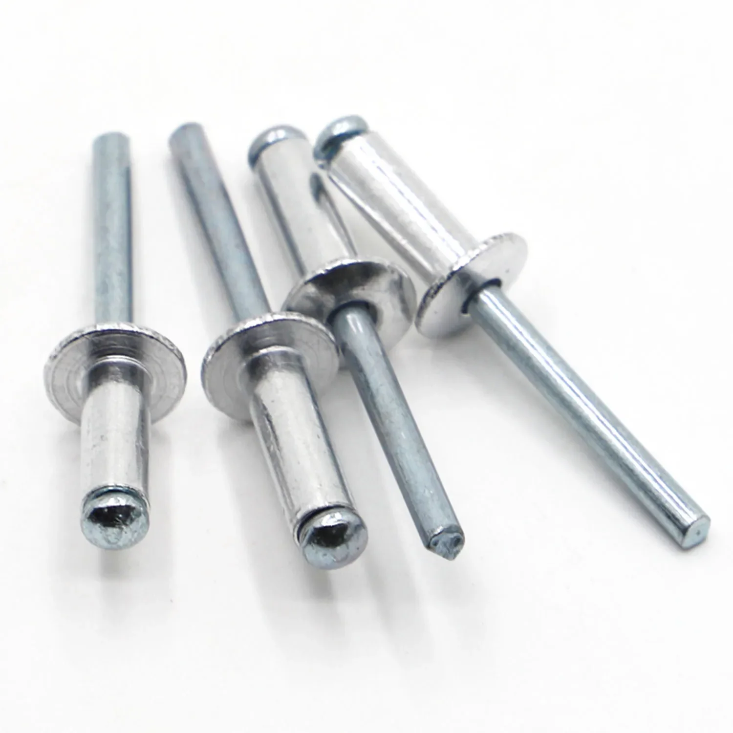 GB12618 Alluminio Mushroon Testa Rottura Mandrino Rivetti Ciechi M2.4 M3.2 M4 M5 M6 Nail Pop Rivetto Per Mobili Auto Aerei