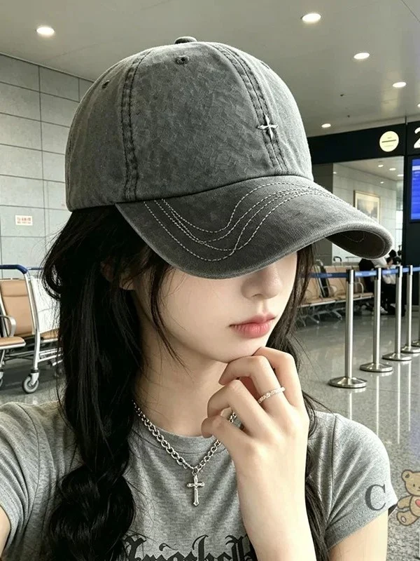 fashionable-cross-stitched-women's-small-sun-hat-wide-brim-face-slimming-baseball-cap-adjustable-round-top-non-folding-all-se