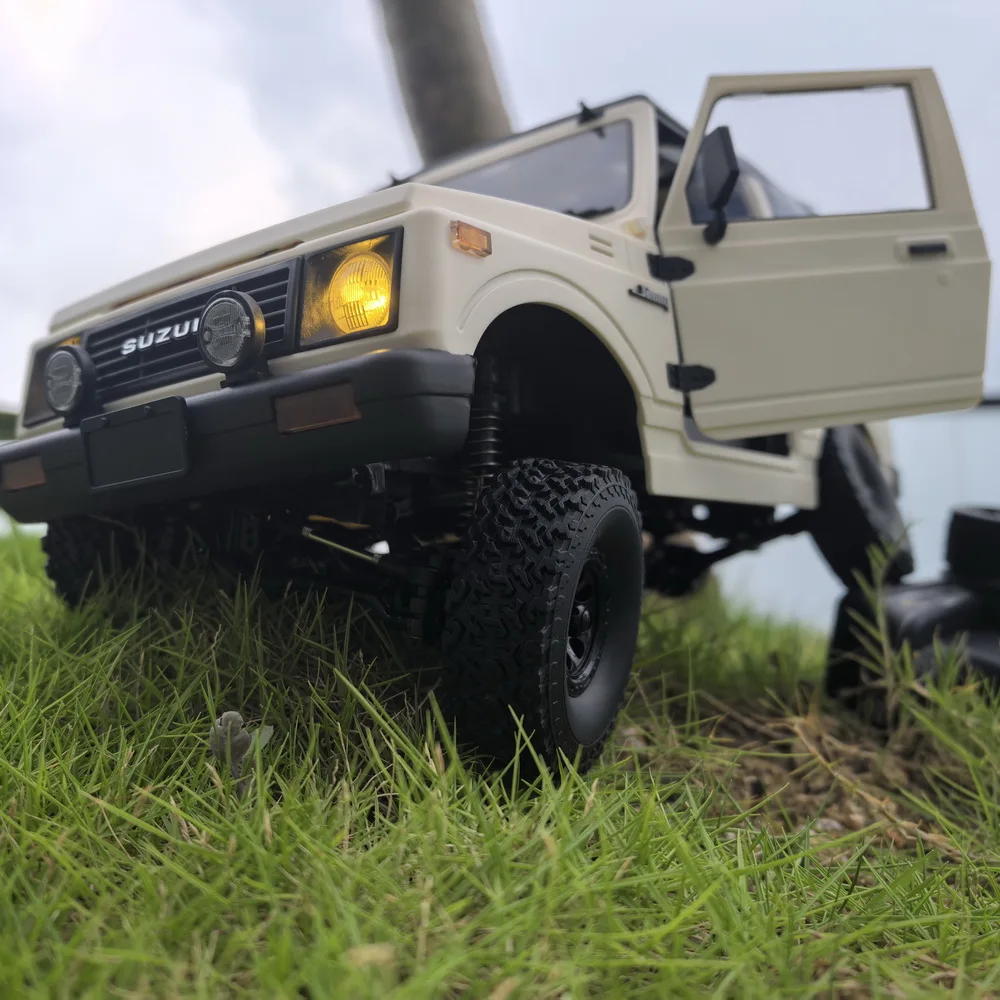 1/10 Pełnowymiarowy samochód WPL RC C74-1 2.4G Pojazd zdalnie sterowany 4WD Off-Road Elektryczny samochód wspinaczkowy z napędem na cztery koła