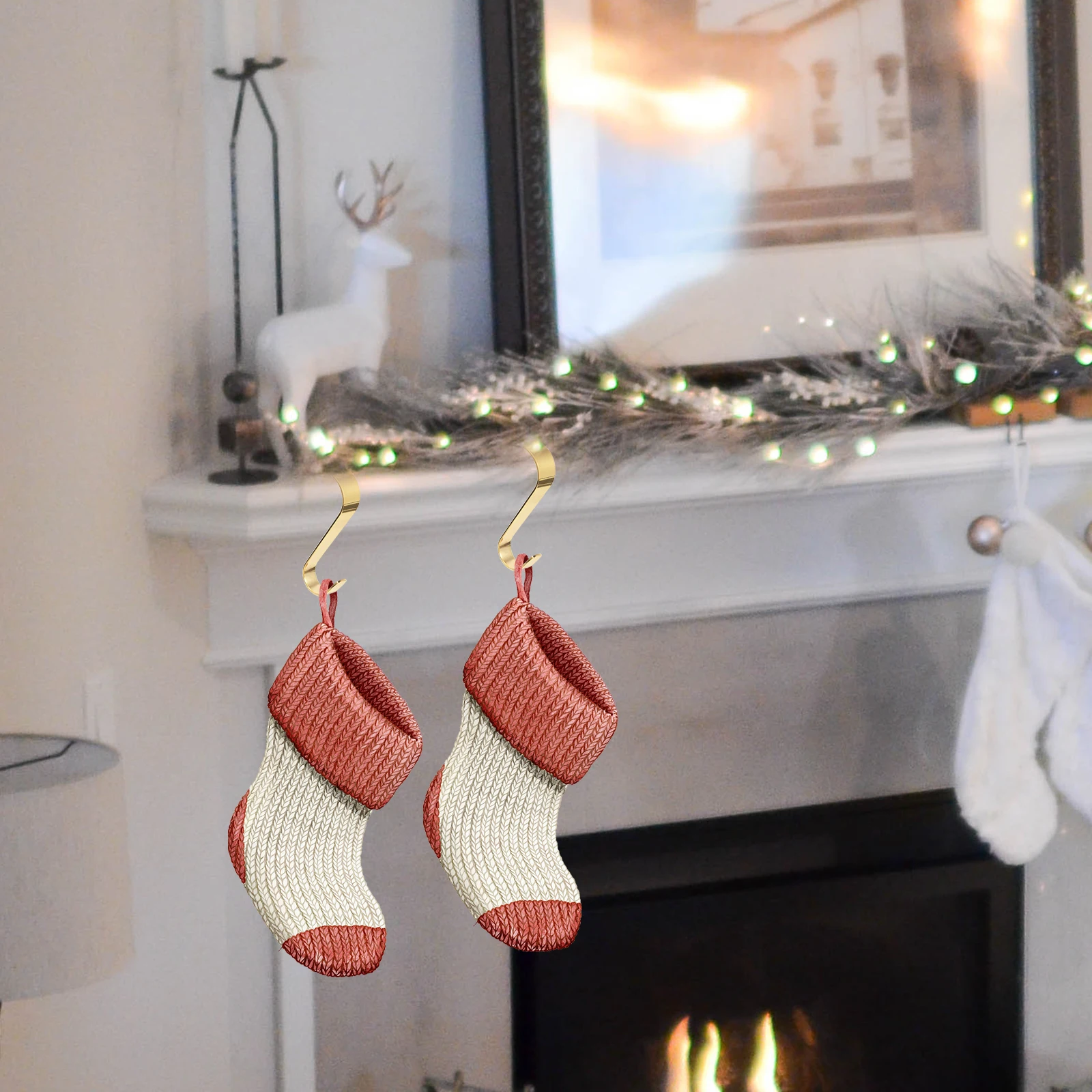 

2Pcs Christmas Fireplace Hooks Socks naments Decorative Mantel Stocking Hanger Iron Reusable Holiday Supplies Party
