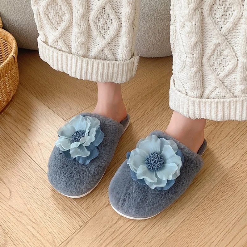 *Fashionable New Comfortable Flat Shoes Casual Slippers Popular in Winter Elegant and Sexy Round Headed Warm Women's Slippers