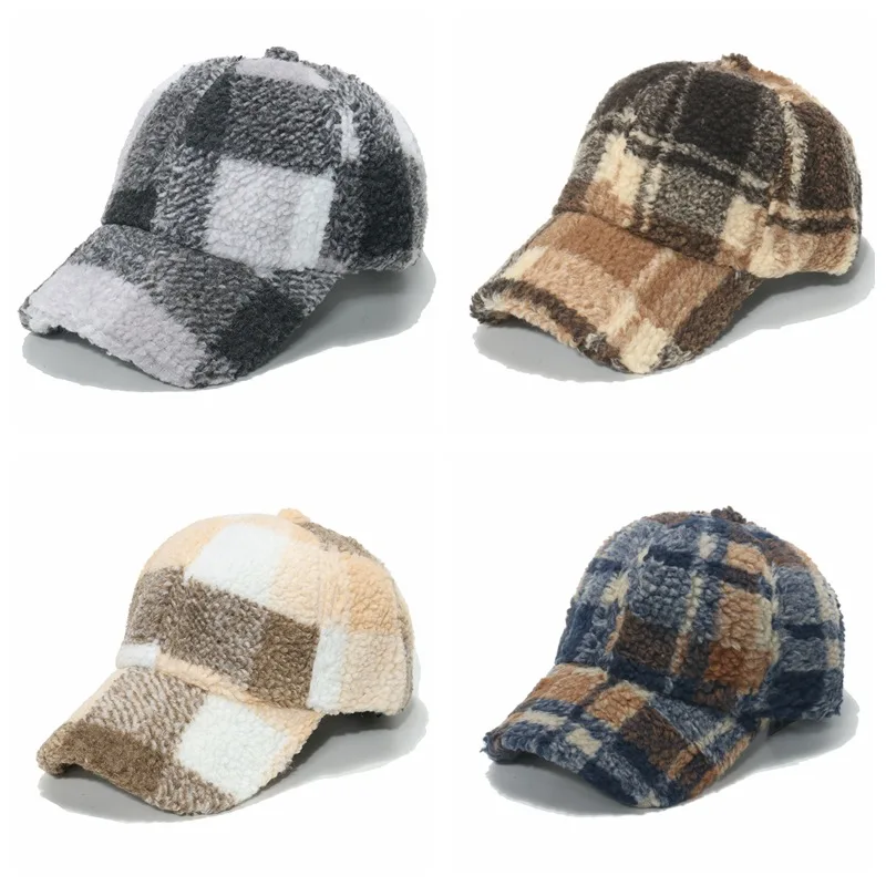 

Winter Lamb Wool Cap Curved Brim Warm British Style Retro Classic Plaid Baseball Cap Men and Women