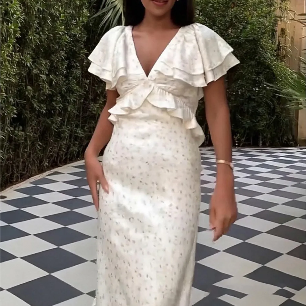 مزاجه المألوف أنيقة تكدرت الخامس الرقبة الخصر النحيف المعانقة فستان الأزهار طباعة العصرية الخامس الارتباط المنخفضة قطع Vestidos عطلة