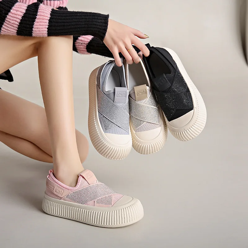 Woman Fashion Platform Shoes New Fashion Casual Slip-on Sneakers Fashion Hollow Breathable Women Lightweight Outdoor Footwear