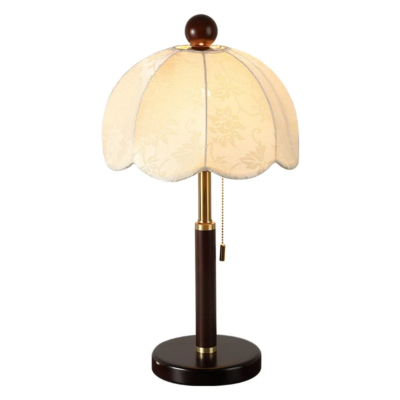

French medieval desk lamp, bedroom bedside atmosphere, fabric art, American living room, high-end decorative solid wood lamp