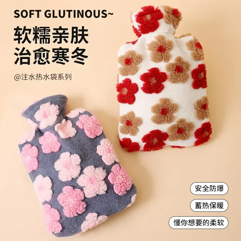 

Christmas hot water bag for students, keeping warm and thickened in autumn and winter, cartoon hand warmer for New Year