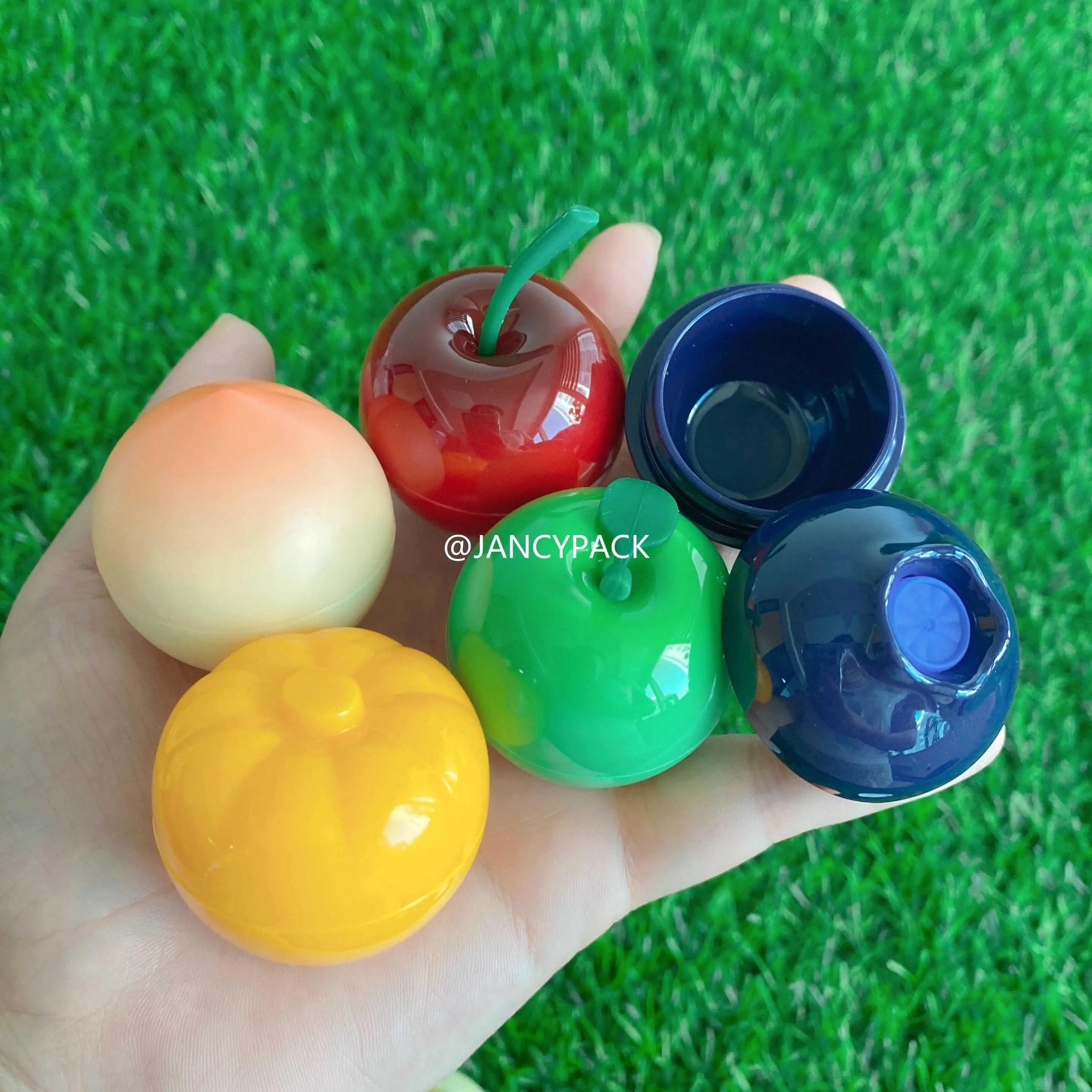 Wholesale JANCY PACK 8g Mini Fruit Cherry Apple Peach Shape Empty Small Lip Balm Container Sample Bottle Eye Hand Cream Jar Pot
