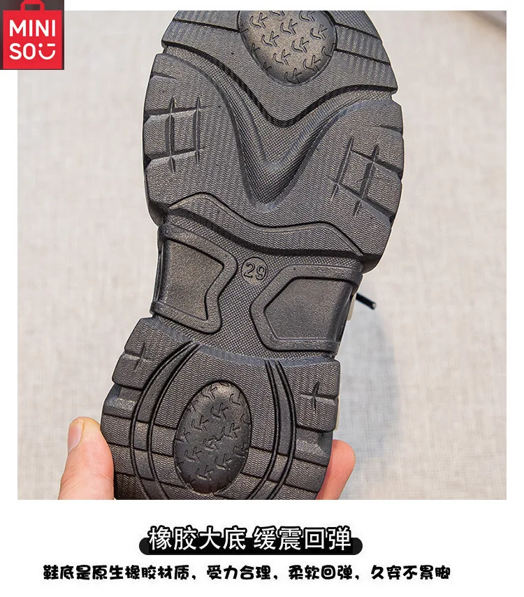 حذاء شتوي Miniso Kuromi للفتيات 2025، حذاء رياضي ذو نعل سميك مبطن بالقطيفة للأطفال الكبار، مريح ولطيف #4