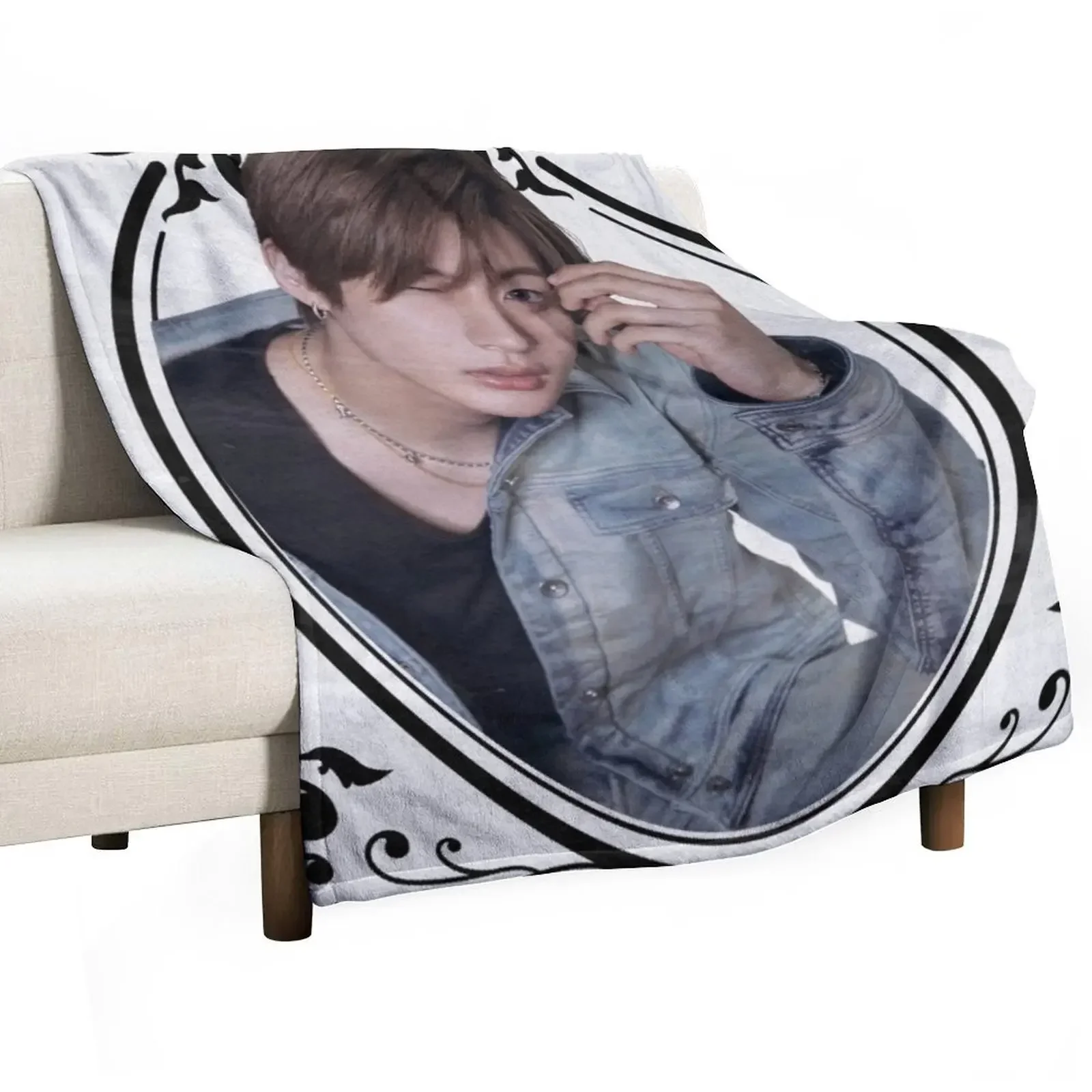 

Riize Anton Throw Blanket Soft Bedroom Blanket for Night Sleeping