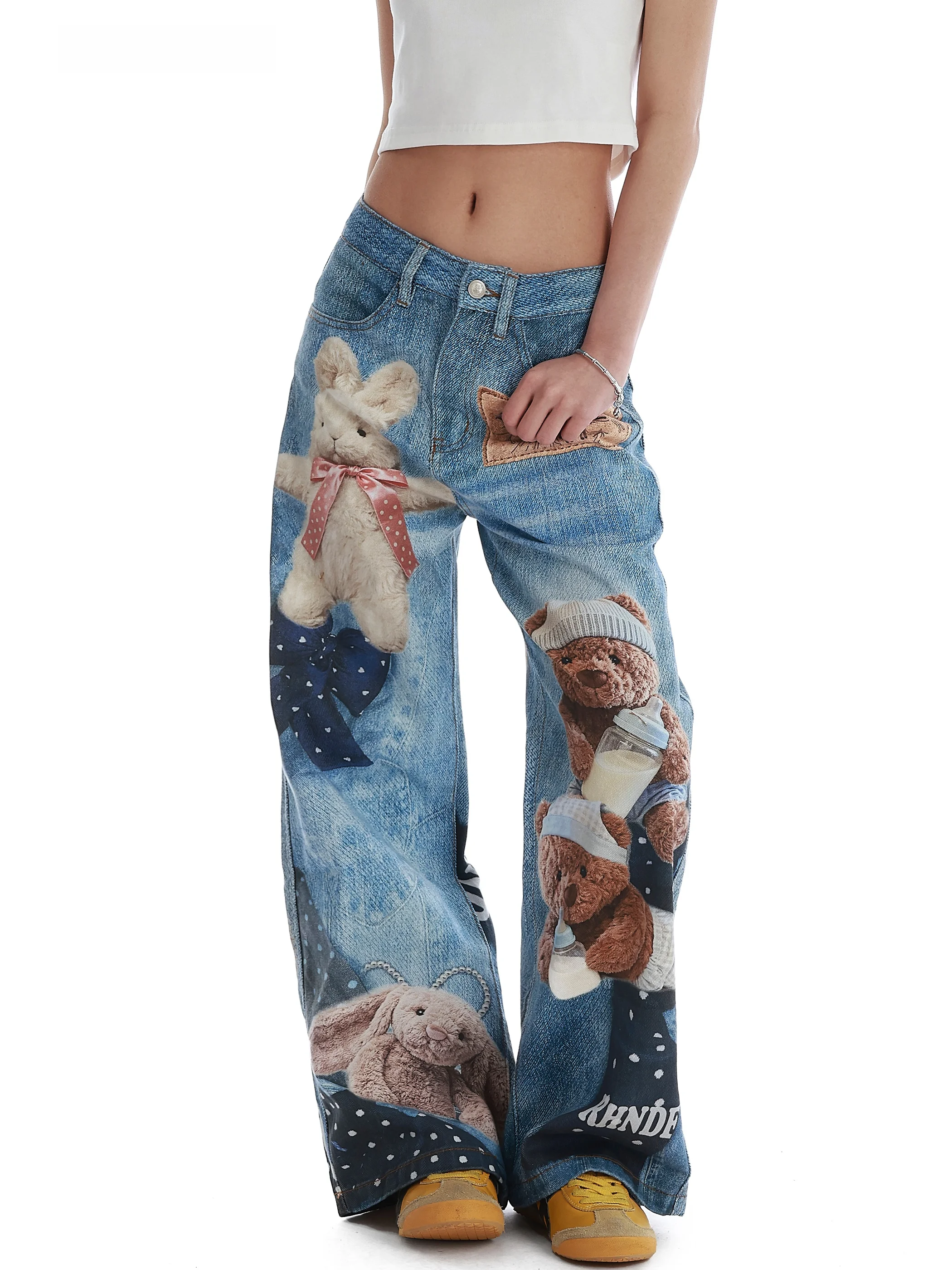 

American Style Casual Wide Leg Jeans Women's Loose Fit Versatile Bear Print Straight Cut Denim Pants Comfortable All Season Wear